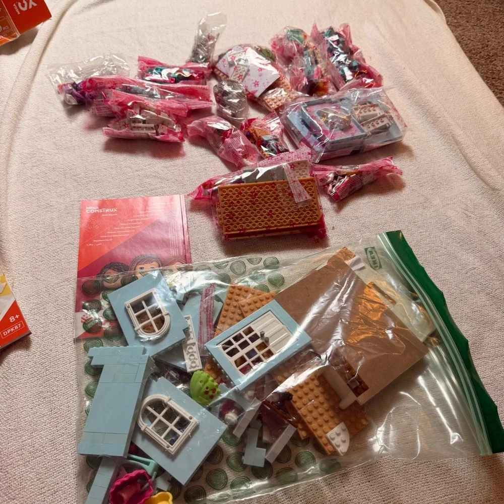 Mega Construx American‎ Girl Grace's 2‑in‑1 Buildable Home Set - AS IS